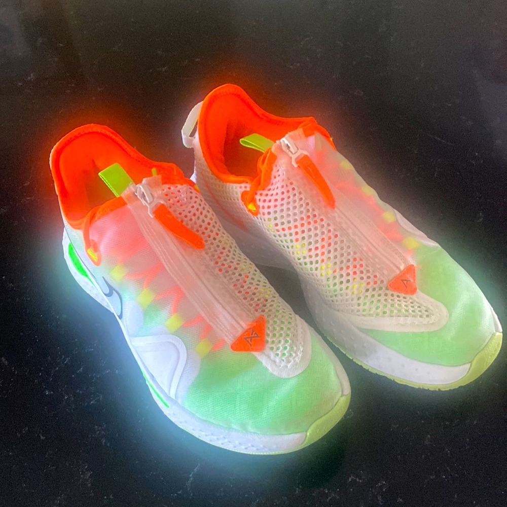 Paul George Gatorade 4s